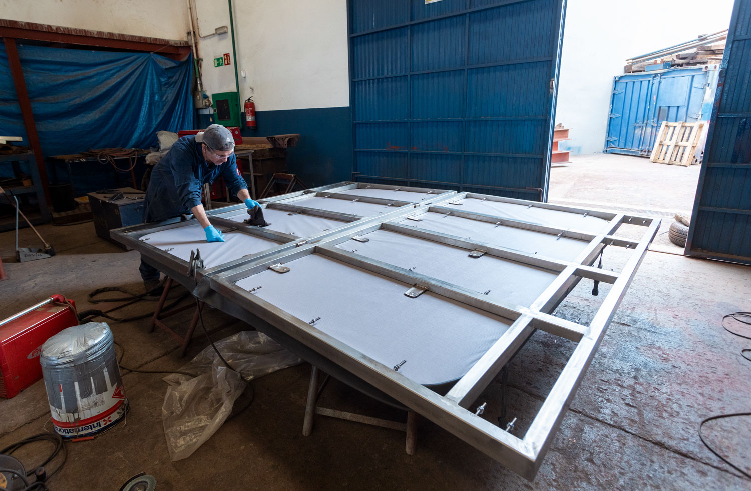 Fabricación tapa metálica jacuzzi